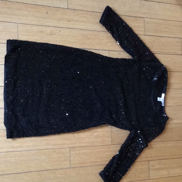 Dress - Picture 1 of 1